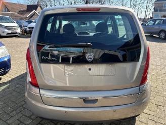 Lancia Musa Musa, MPV, 2004 / 2012 1.4 16V picture 6