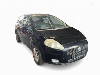 Uttjänta bilar auto Fiat Grande Punto Grande Punto (199), Hatchback, 2005 1.4 2006/3