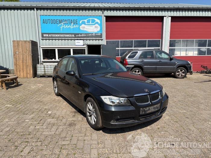 BMW 3-serie 3 serie (E90), Sedan, 2005 / 2011 318i 16V