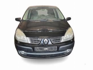 Salvage car Renault Mégane Scénic Scenic II (JM), MPV, 2003 / 2009 2.0 16V 2008/9