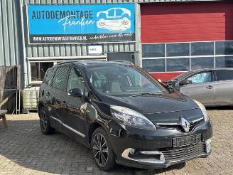 Vrakbiler auto Renault Grand-scenic Grand Scenic III (JZ), MPV, 2009 / 2016 1.2 16V TCe 130 2013/7