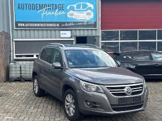 Coche siniestrado Volkswagen Tiguan Tiguan (5N1/2), SUV, 2007 / 2018 2.0 TSI 16V 4Motion 2009/9
