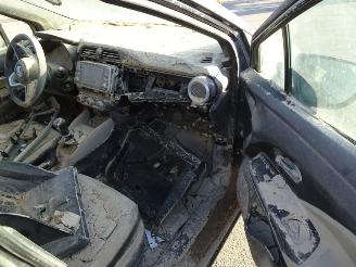 Nissan Micra 1.0 picture 10