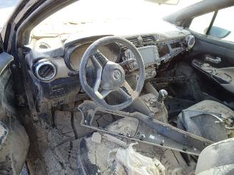 Nissan Micra 1.0 picture 8