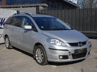 Mazda 5  picture 2
