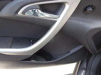 Opel Astra 1.6 Sports Tourer picture 12