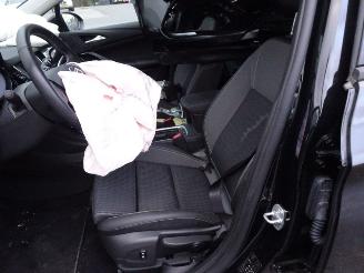 Opel Astra 1.2 Turbo Sport Tourer Elegance picture 10