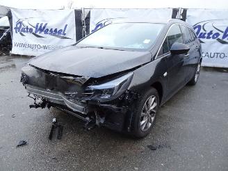 Opel Astra 1.2 Turbo Sport Tourer Elegance picture 1