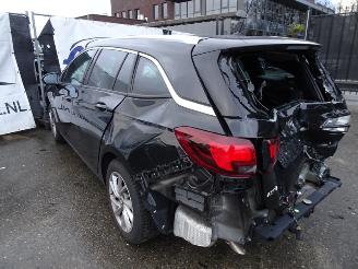 Opel Astra 1.2 Turbo Sport Tourer Elegance picture 4