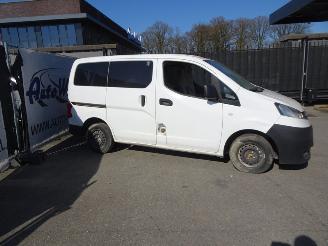 Nissan Nv200 1.5 WATERSCHADE picture 11