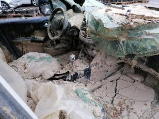 Peugeot 2008 1.2 Superieur Moyenne picture 14