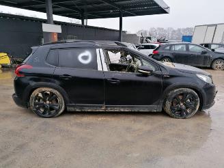 Peugeot 2008 1.2 Superieur Moyenne picture 13