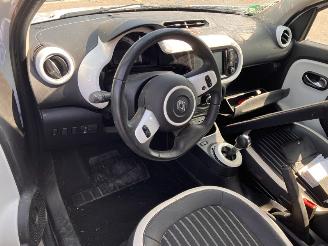 Renault Twingo Intens picture 11