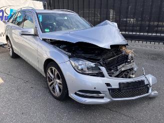 Mercedes C-klasse 180 Advantgarde Kombi picture 2