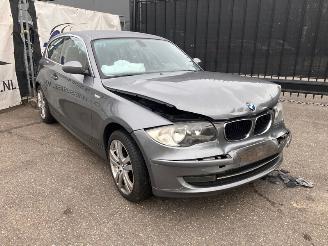 BMW 1-serie 118i picture 2