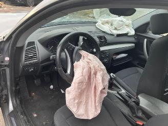 BMW 1-serie 118i picture 12