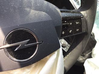 Opel Astra 1.2 Turbo Elegance picture 14