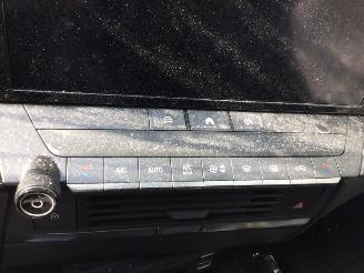 Opel Astra 1.2 Turbo Elegance picture 16