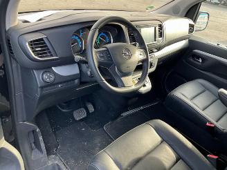 Opel Zafira-e Life picture 5