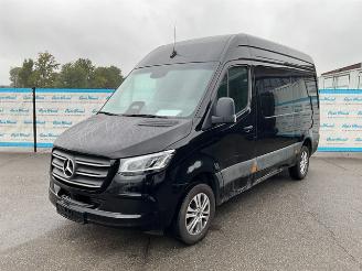 skadebil auto Mercedes Sprinter 317 KA L2H2 2024/11