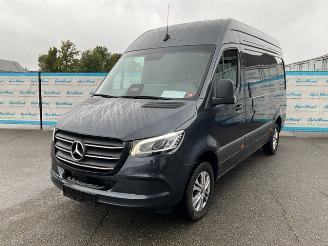 skadebil bedrijf Mercedes Sprinter 317 KA L2H2 2024/12