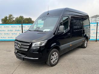 skadebil bedrijf Mercedes Sprinter 317 CDI KA L2H2 2024/11
