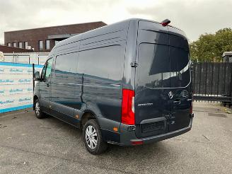 Mercedes Sprinter 319 CDI KA BPM VRIJ | L2H2 | Select | Facelift picture 4