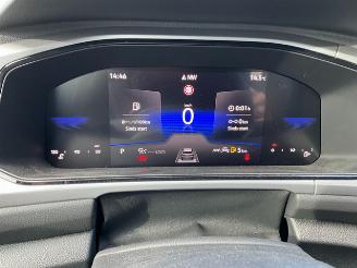 Volkswagen T-Roc 1.5 TSi Style picture 17