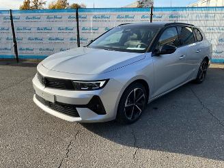 krockskadad bil auto   1.2 Turbo GS 2024/3