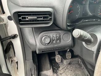 Opel Combo 1.5 Edition Navi | Airco | Houten vloer + wanden | picture 12