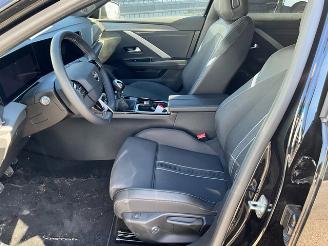 Opel Astra 1.2 Turbo Sports Tourer picture 6