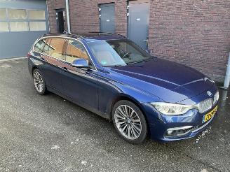 BMW 3-serie 320 320i Executive picture 2