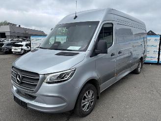 Mercedes Sprinter 317 L3H2 Automaat picture 1
