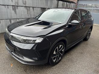 krockskadad bil auto Opel Grandland (X) 1.2 48V Mild- Hybrid 100 kW Edition 2025/3