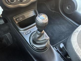 Renault Twingo Limited 1.0 (48kW) picture 16
