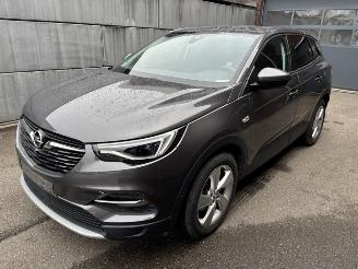 skadebil auto Opel Grandland X Elegance Plug-in-Hybrid 4 300PK 2022/1