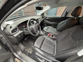 Opel Grandland X 1.6 Turbo Hybrid4 Ultimate picture 13