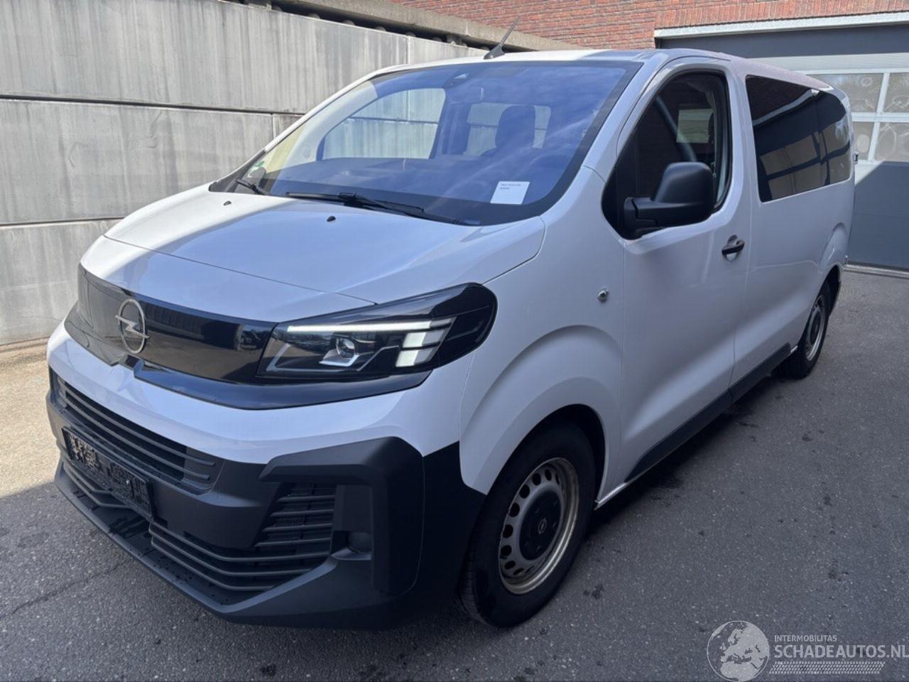 Opel Vivaro L2 2.0 cdti (106kW) Dubbelcabine 5P