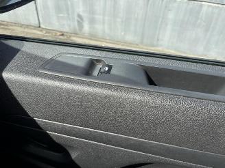 Opel Vivaro Basis M (L2) 2.0 (106kW) Dubbelcabine 5P EU6 picture 26