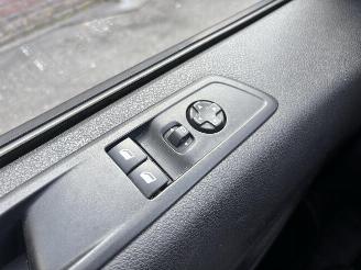Opel Vivaro Basis M (L2) 2.0 (106kW) Dubbelcabine 5P EU6 picture 25