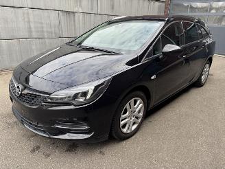 krockskadad bil auto Opel Astra Sportstourer 1.2 Turbo Business Start/Stop MOTOR DEFECT! 2020/12