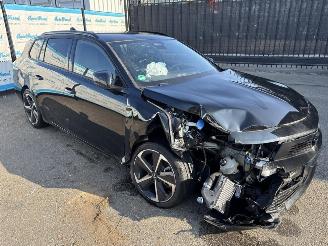 Opel Astra Sports Tourer GS Head up picture 2
