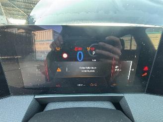 Opel Astra Sports Tourer GS Head up picture 22