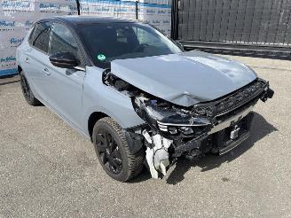 Opel Corsa Level 4 1.2 Turbo (74kW) Automaat picture 2