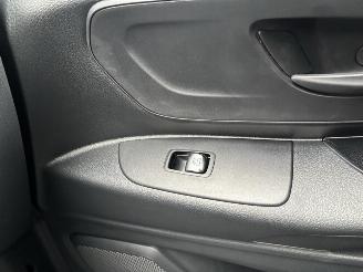 Mercedes eVito eVito 112 L2 60 kWh picture 32