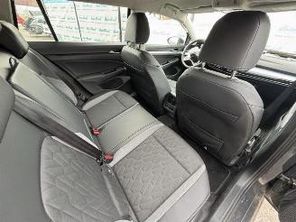 Volkswagen Golf Variant 2.0 TDI 110 kW Goal picture 14