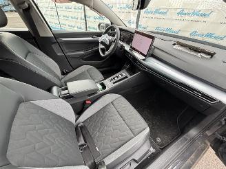 Volkswagen Golf Variant 2.0 TDI 110 kW Goal picture 13