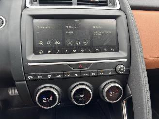Jaguar E-Pace HSE AWD 300 Sport picture 21