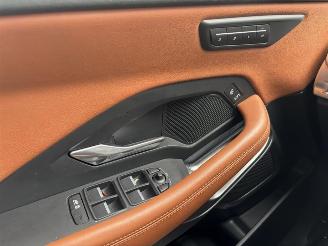 Jaguar E-Pace HSE AWD 300 Sport picture 23