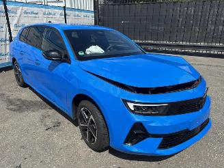 krockskadad bil auto Opel Astra Sports Tourer GS 1.2 (96kW) 2025/2